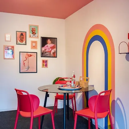 Pop Art - Balkon, Netflix, Nespresso, Zentral, Messe Daire *