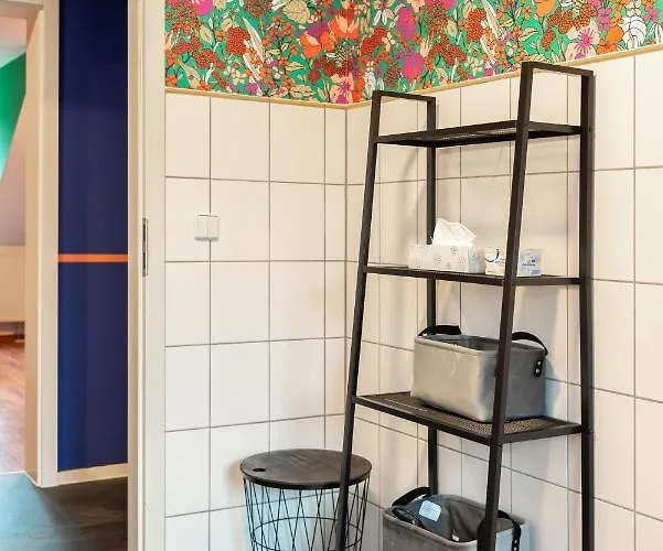 Pop Art - Balkon, Netflix, Nespresso, Zentral, Messe Apartment Chemnitz