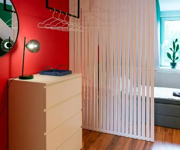 Pop Art - Balkon, Netflix, Nespresso, Zentral, Messe