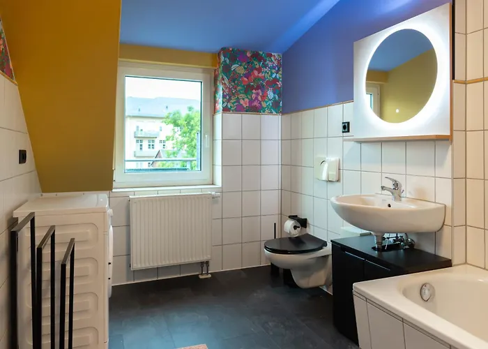 Pop Art - Balkon, Netflix, Nespresso, Zentral, Messe